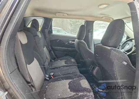 2014 Jeep Cherokee Latitude z USA, uszkodzony, nr VIN 1C4PJMCS4EW310916